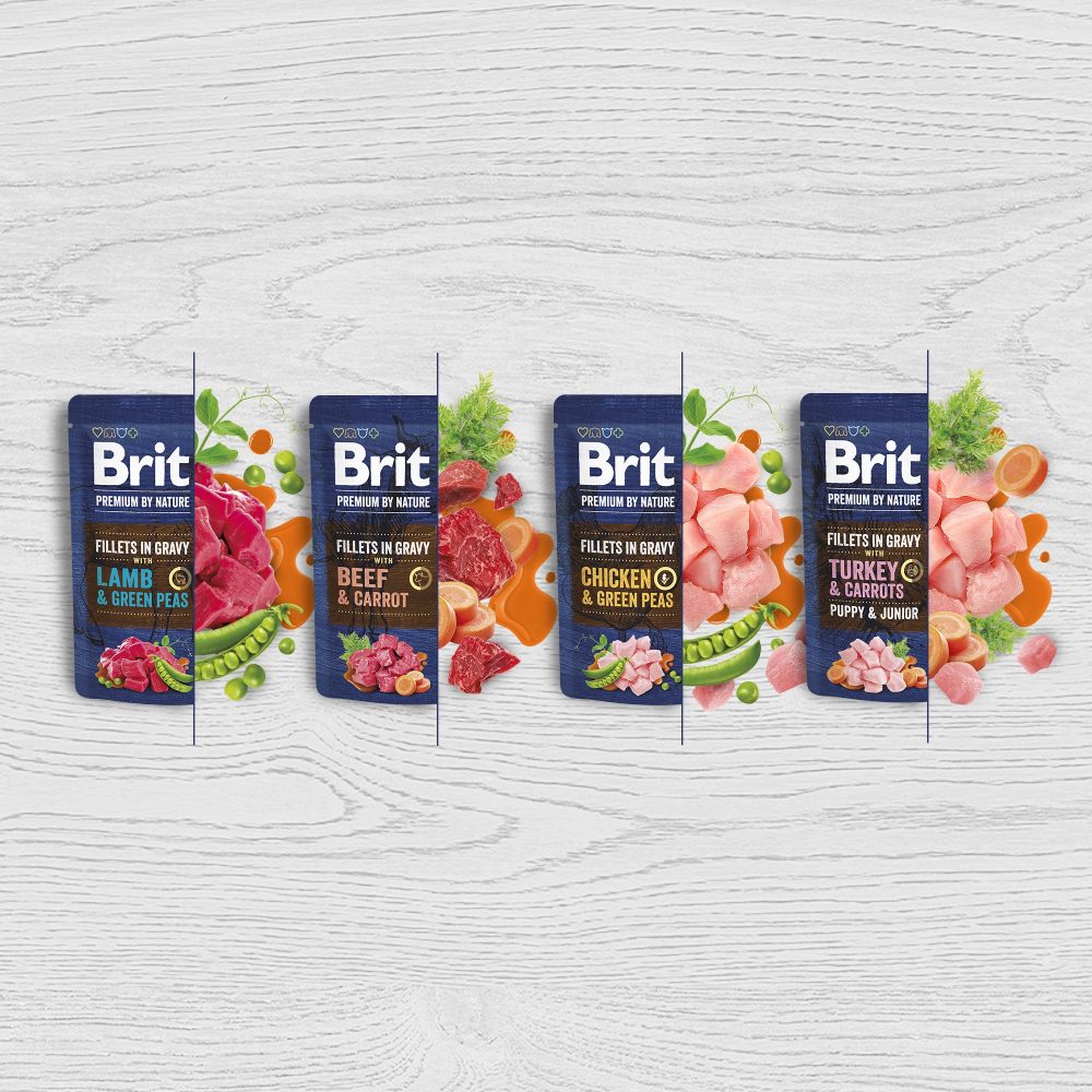 Вологий корм для собак Brit Premium Fillets in Gravy Chicken & Green Peas 85 г - курка і зелений горошок