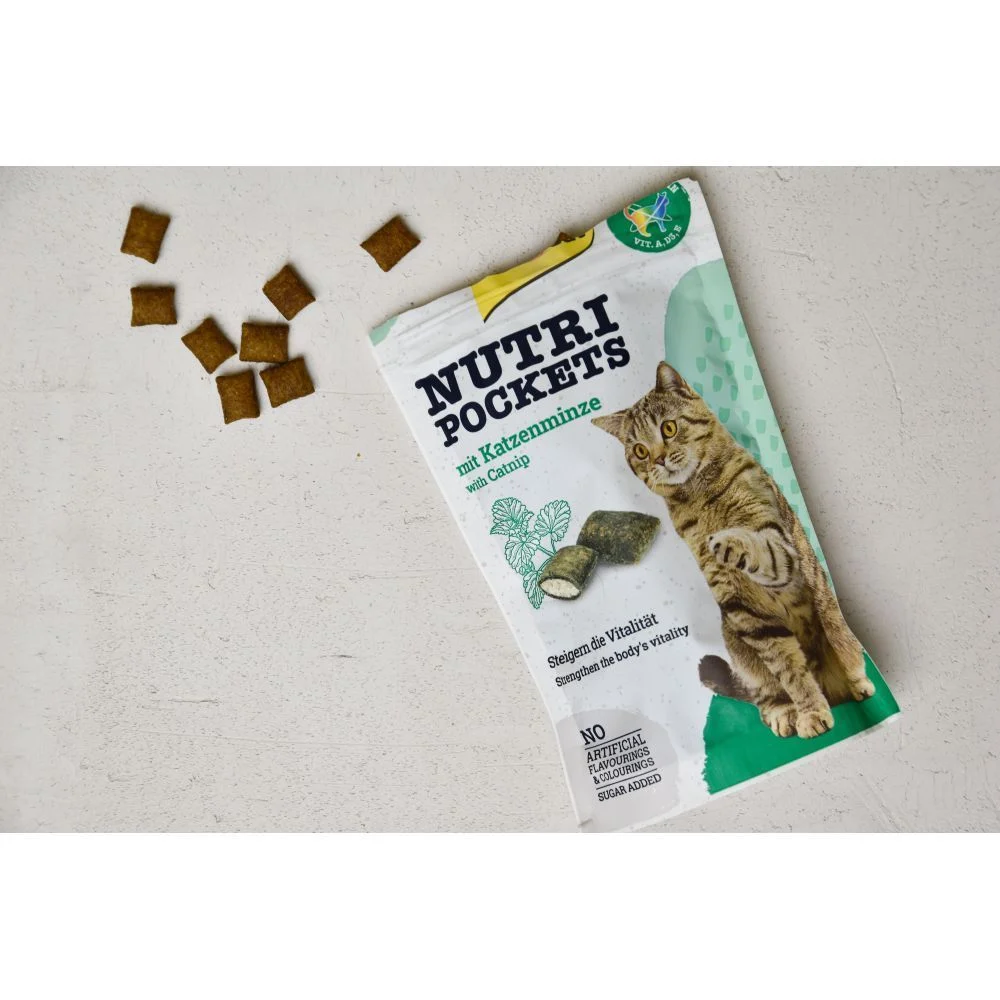 Ласощі для котів GimCat Nutri Pockets 60 г - котяча м'ята та вітаміни Ласощі для котів GimCat Nutri Pockets 60 г - котяча м'ята та вітаміни
