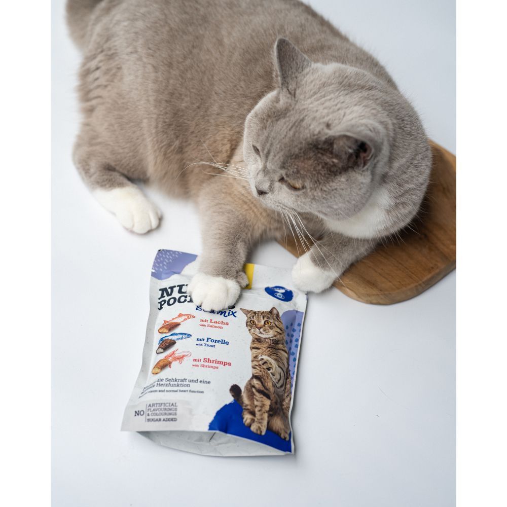 Лакомства для кошек GimCat Nutri Pockets Sea Mix 150 г - морской микс