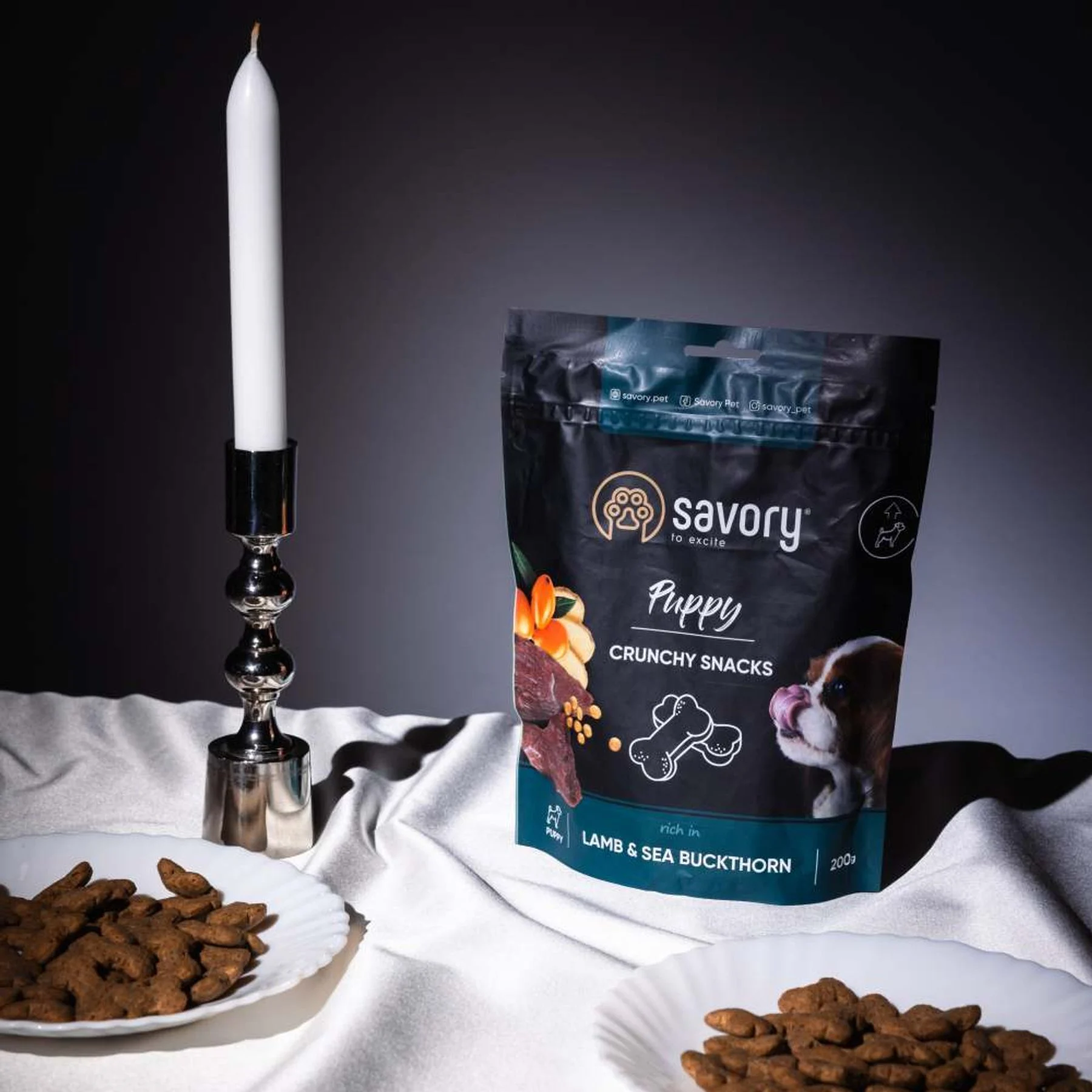 Ласощі для цуценят Savory Puppy Crunchy Snacks 200 г - ягня та обліпиха