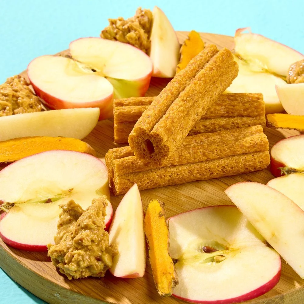 Ласощі з кальцієм для зубів собак Knash Woofa Loofa Small Apple&PeanBut 115 г