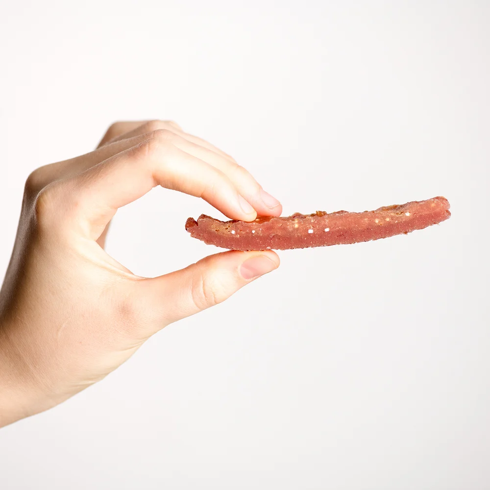Ласощі для собак Mavsy Refined jerky 100 г - карпаччо з кролика Ласощі для собак Mavsy Refined jerky 100 г - карпаччо з кролика