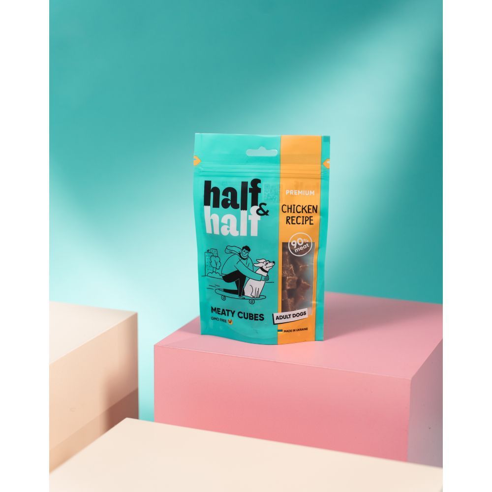 Ласощі для собак Half&Half Meaty Cubes Adult 100 г - курка