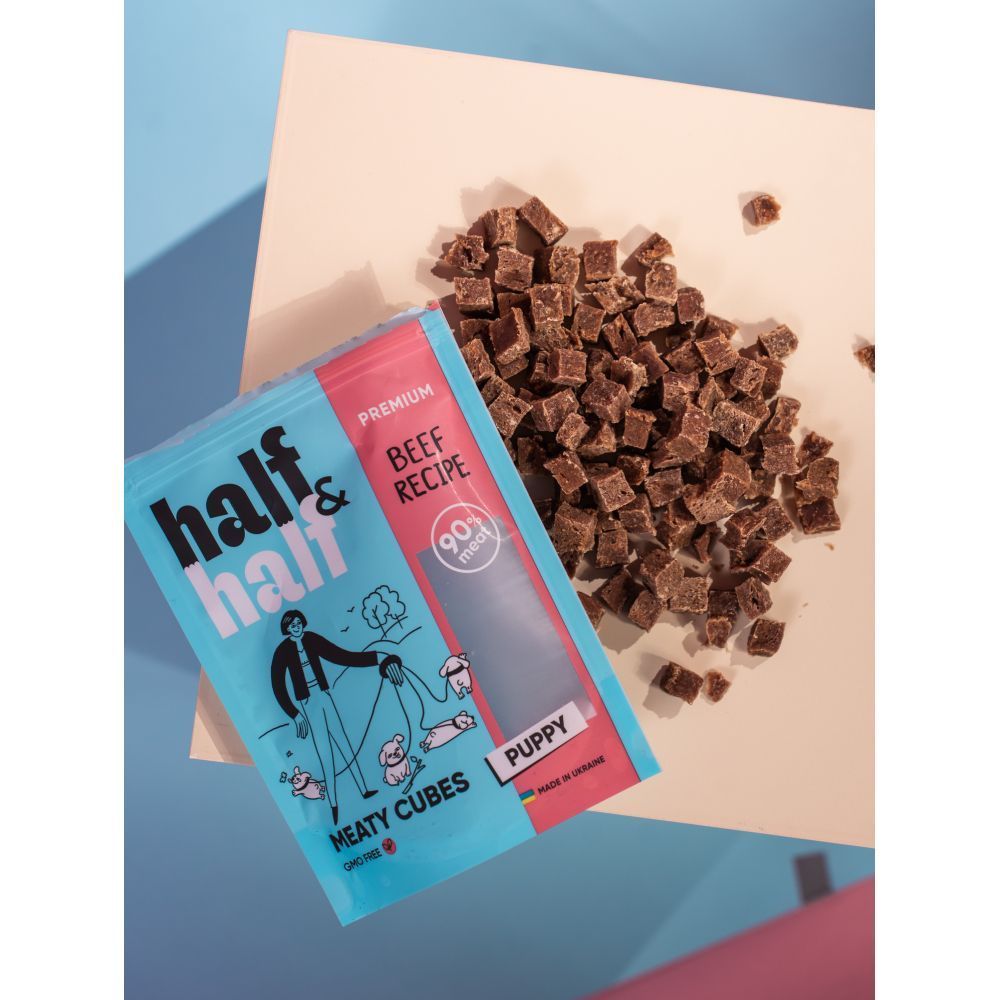 Ласощі для цуценят Half&Half Meaty Cubes Puppy 100 г - яловичина