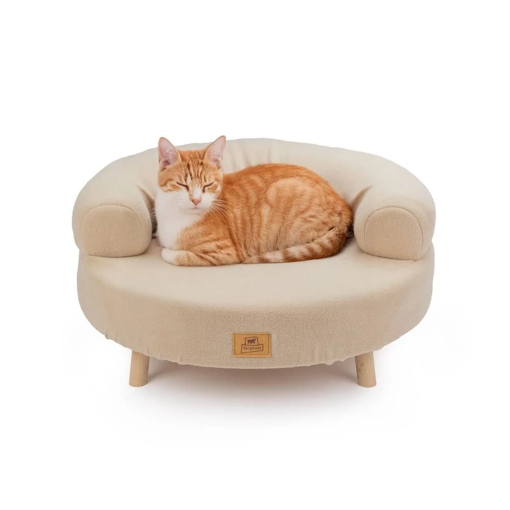 Лежак для кошек Ferplast Aki Divan 56x56x29 см - бежевый