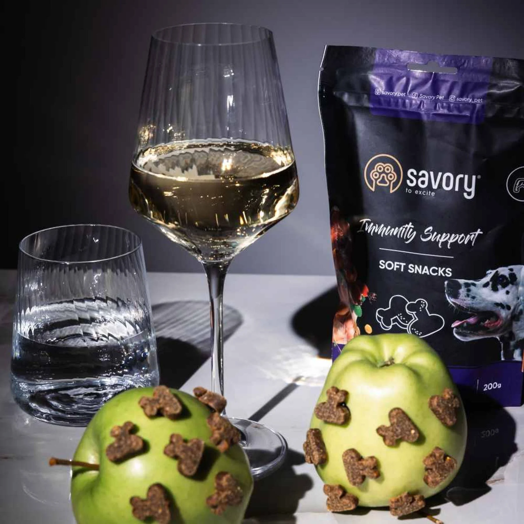 Ласощі для собак Savory Immunity Support Soft Snacks 200 г - качка та шипшина