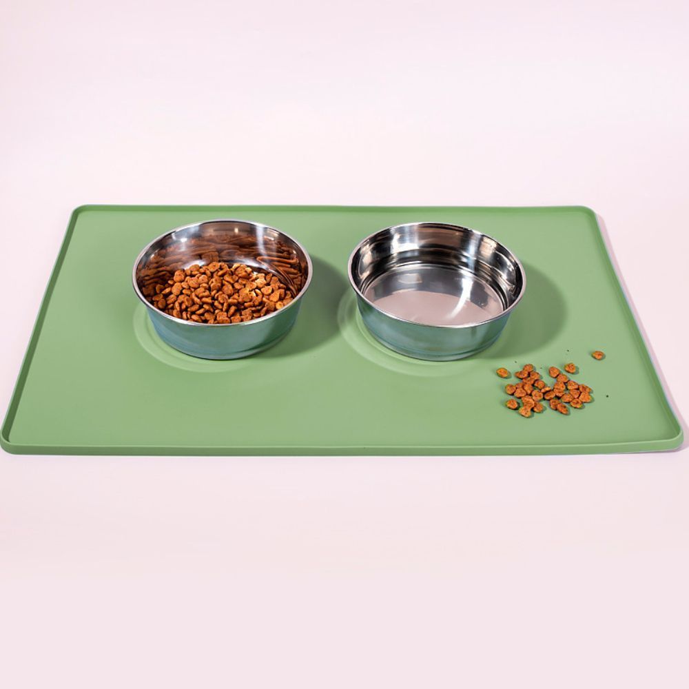 Pet Fun килимок під миски для собак 48х30х0,8 см - зелений