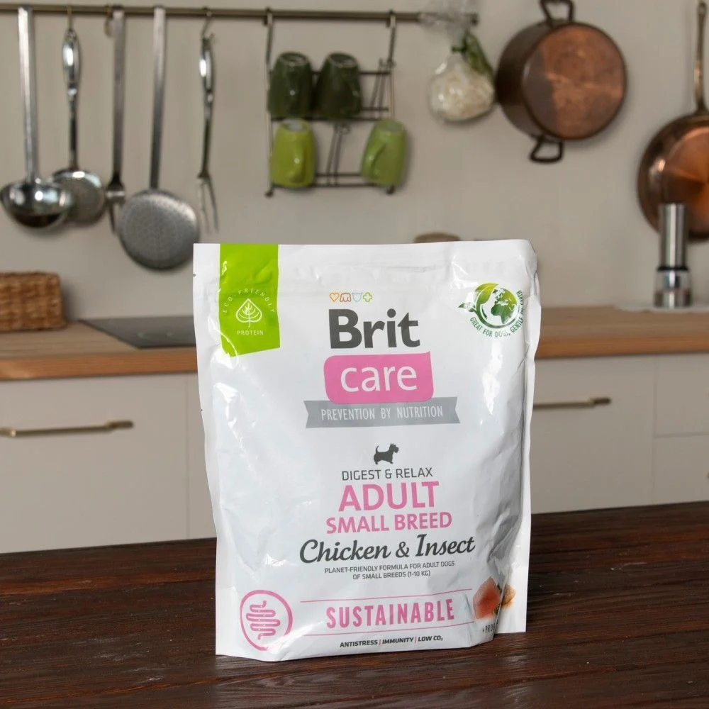 Сухий корм для собак Brit Care Digest and Relax Sustainable Small Breed Adult 1 кг - курка та комахи