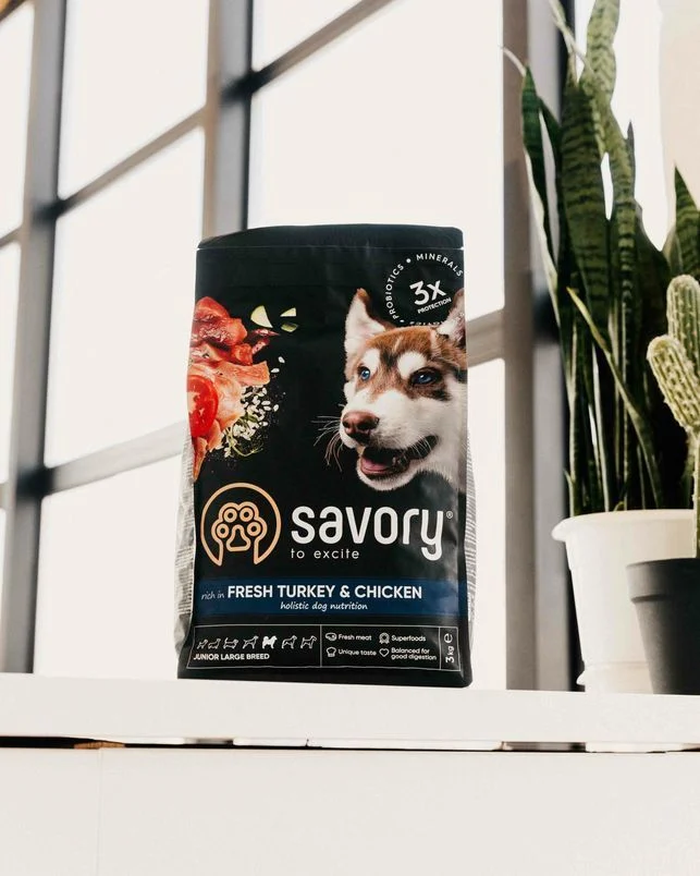 Сухий корм для цуценят Savory Junior Large Breed 3 кг - індичка та курка