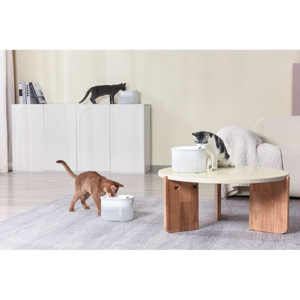 Uahpet Glow Wireless Pet Fountain поилка-фонтан для кошек 2 л - белый