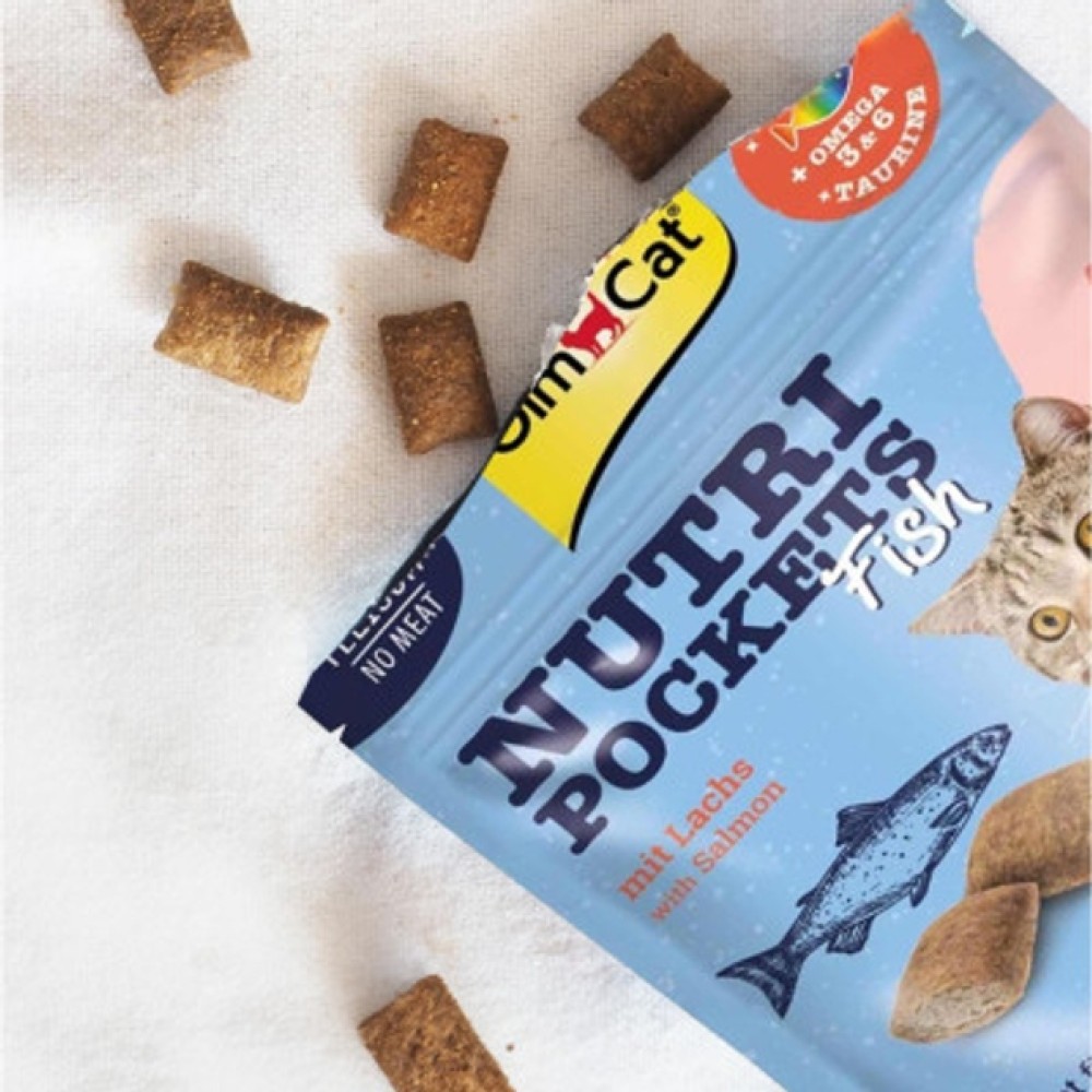 Лакомства для кошек GimCat Nutri Pockets Fish 60 г - лосось Лакомства для кошек GimCat Nutri Pockets Fish 60 г - лосось